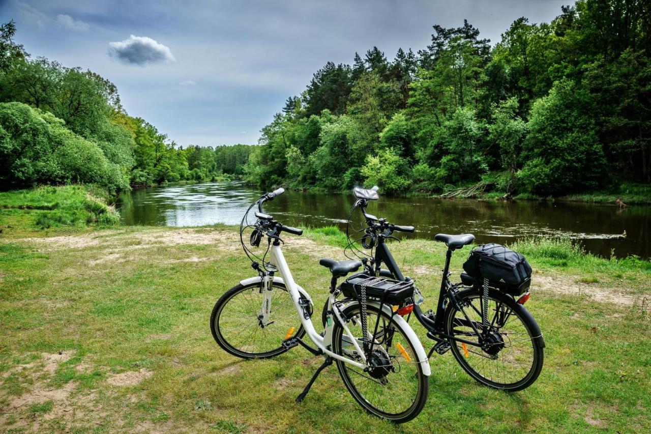 Spalskie Pokoje Goscinne Spała Exteriér fotografie